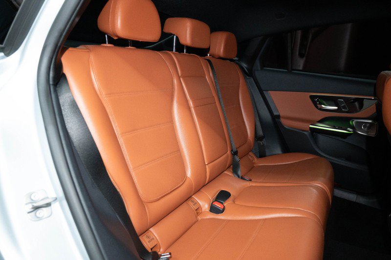 New 2027 Mercedes-Benz GLC 300 4MATIC image 15