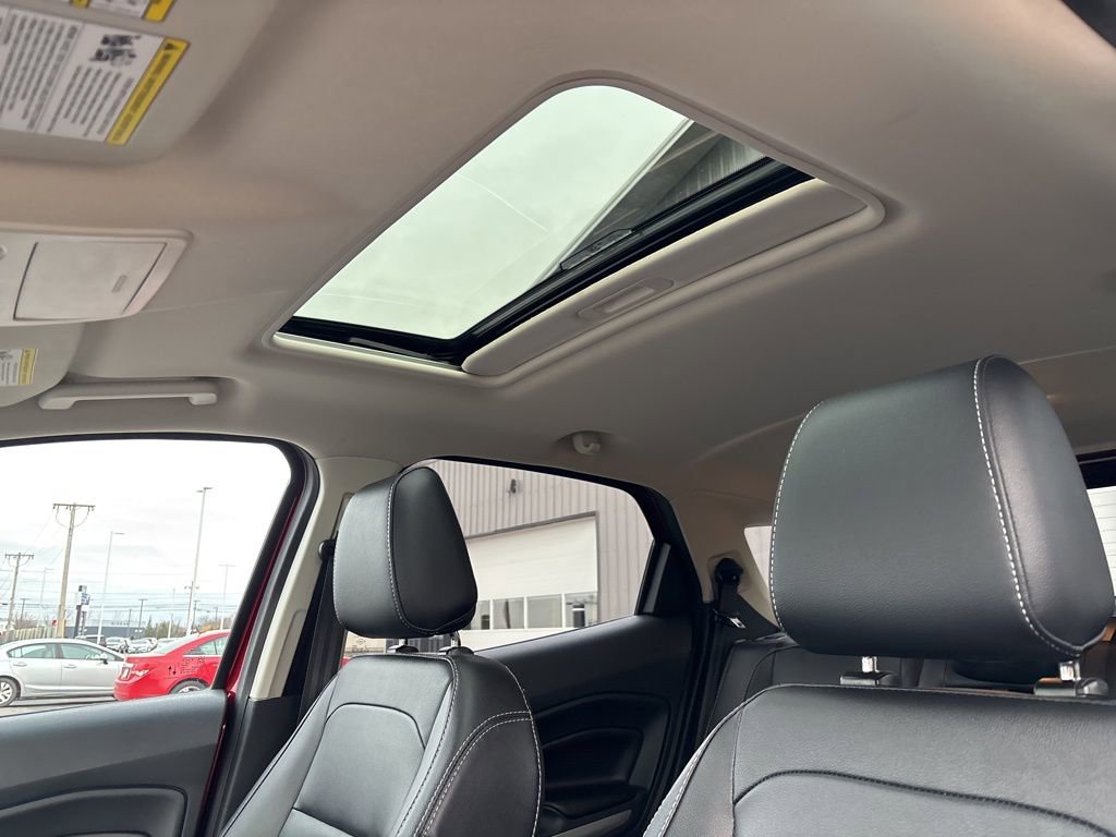 Used 2022 Ford EcoSport Titanium image 15