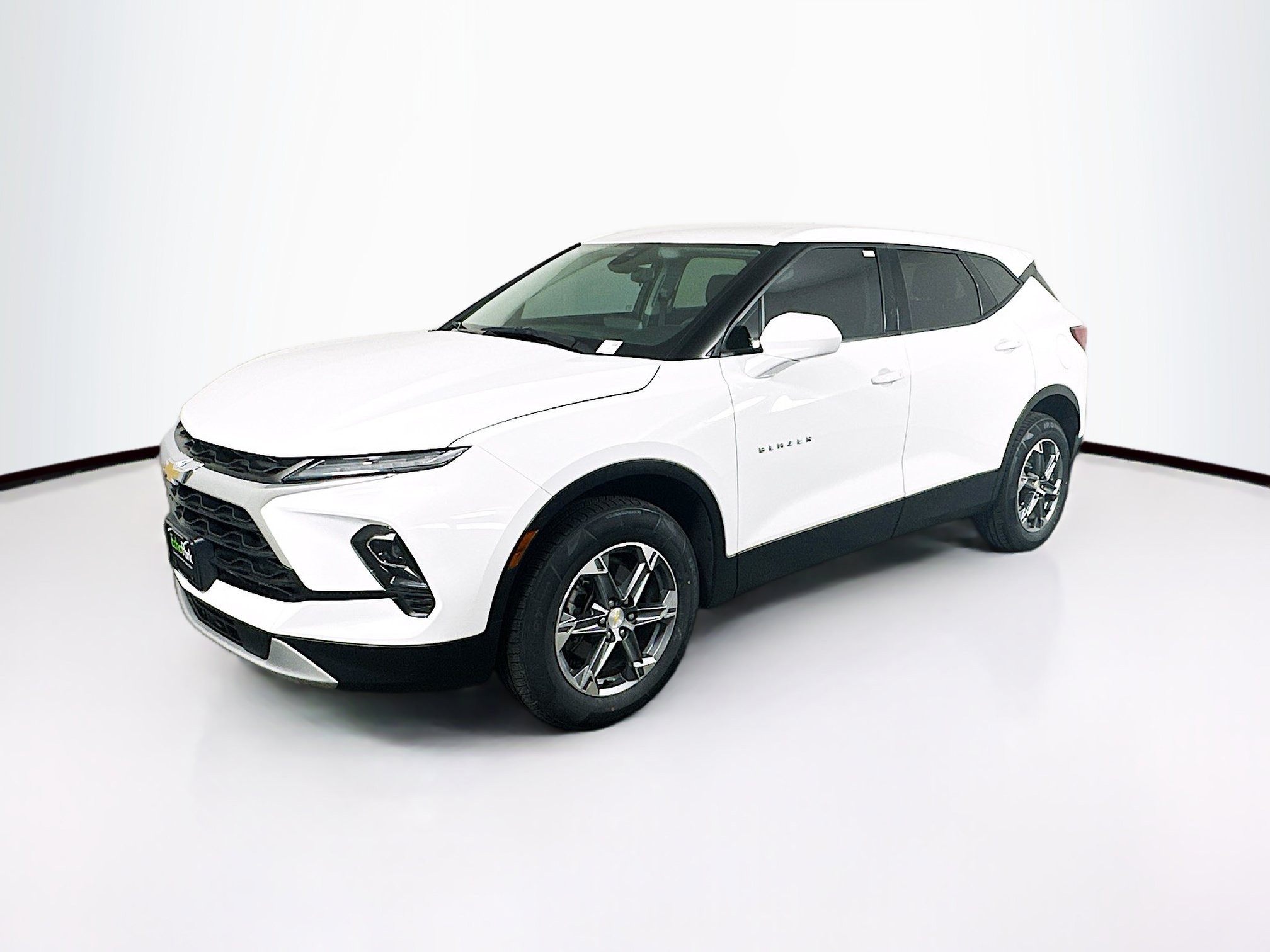 Used 2023 Chevrolet Blazer LT FWD image 3