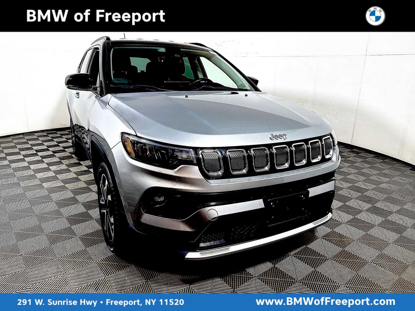 Used 2022 Jeep Compass Limited AWD/4WD image 1