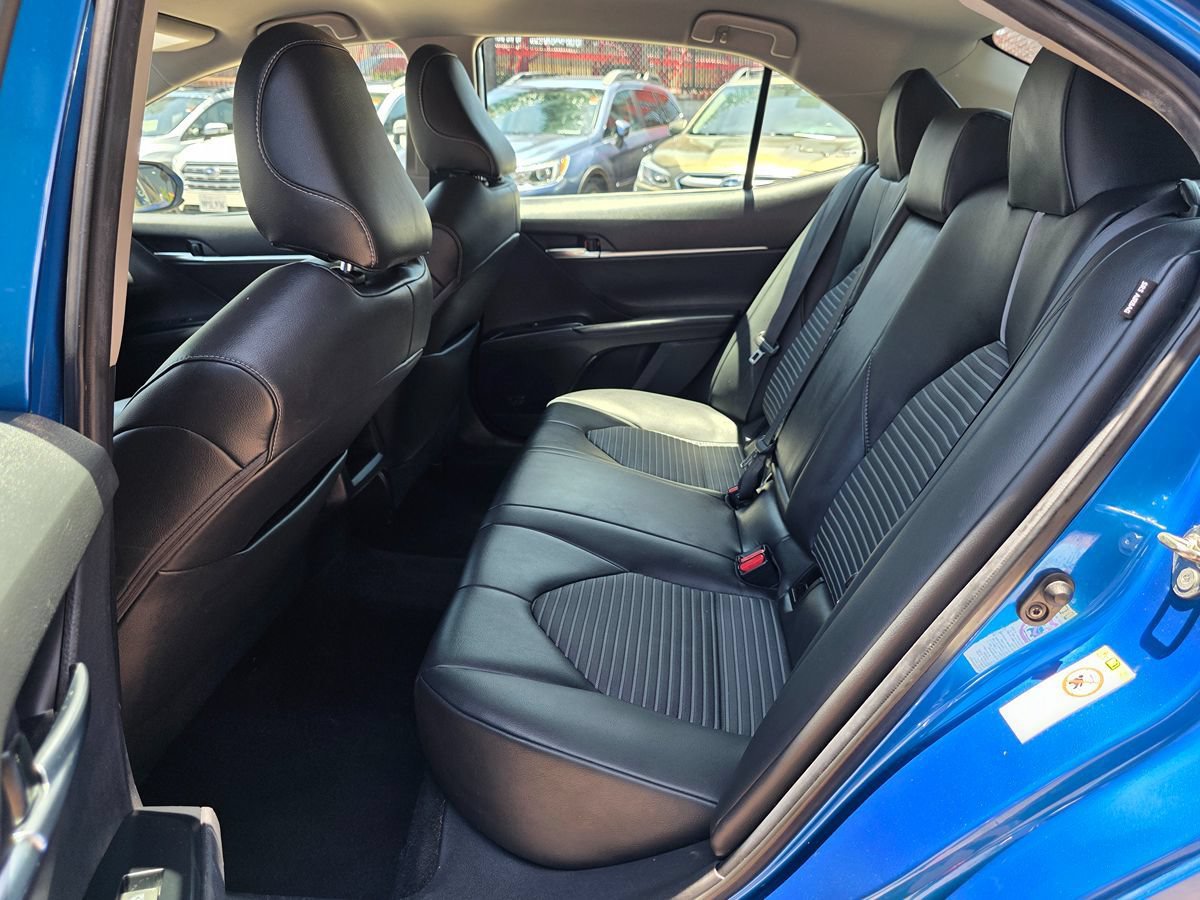 Used 2019 Toyota Camry SE FWD image 20