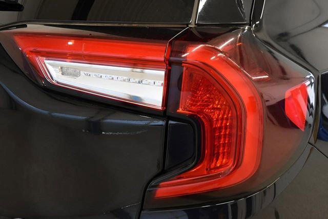 Used 2024 GMC Terrain SLT AWD/4WD image 12