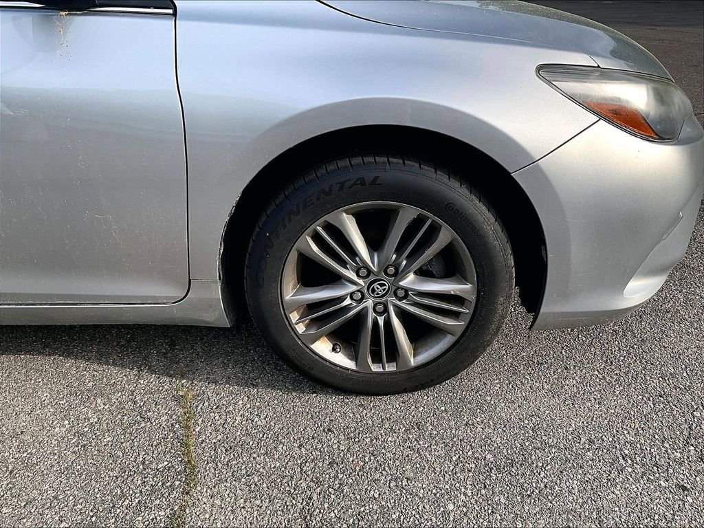 Used 2017 Toyota Camry SE FWD image 7