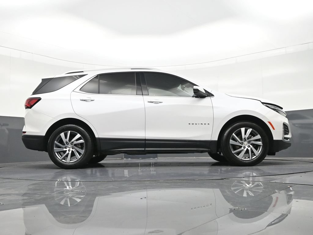 Used 2024 Chevrolet Equinox Premier FWD image 32