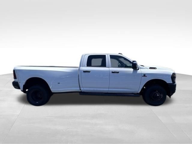 New 2026 RAM 3500 Tradesman AWD/4WD image 8