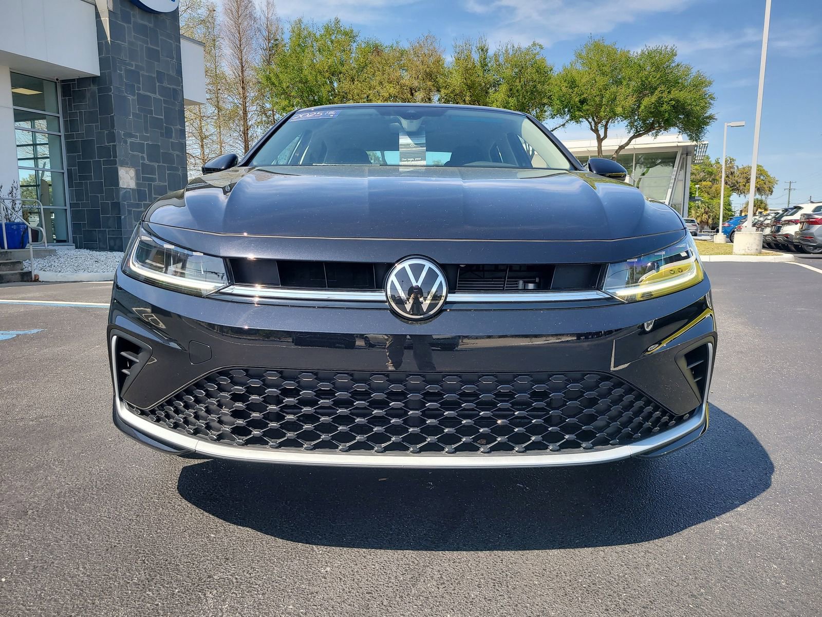 Certified 2025 Volkswagen Jetta S image 3