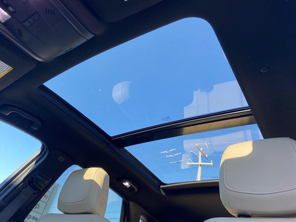 Used 2019 Cadillac XT5 Premium Luxury AWD/4WD image 23