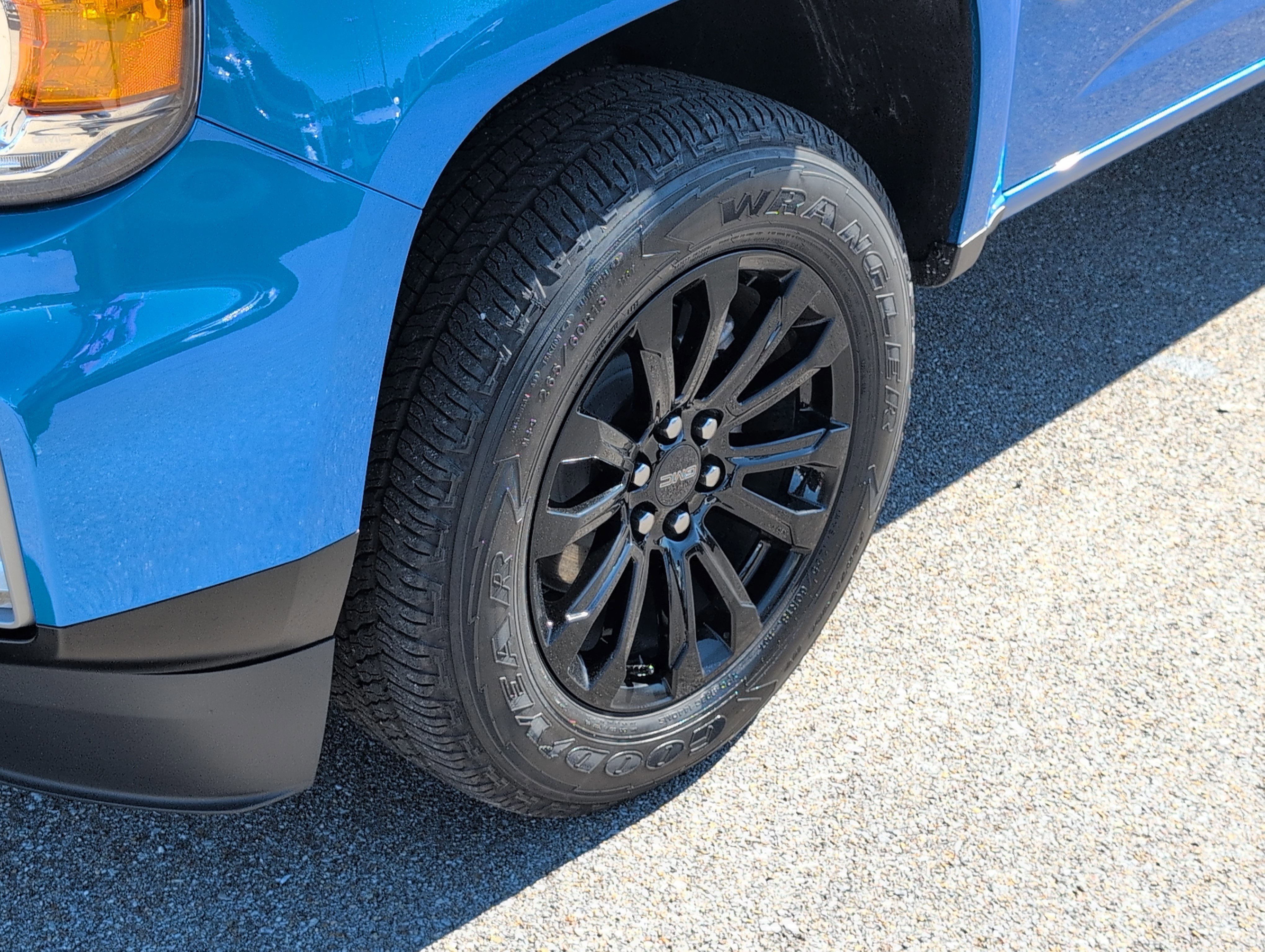 Used 2022 GMC Canyon Elevation w/ Trailering Package image 11