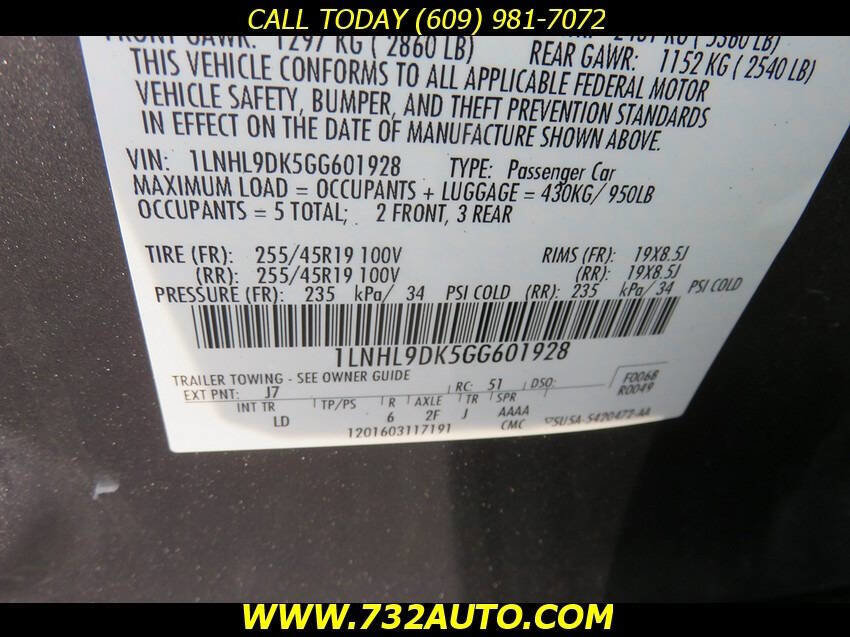 Used 2016 Lincoln MKS image 32