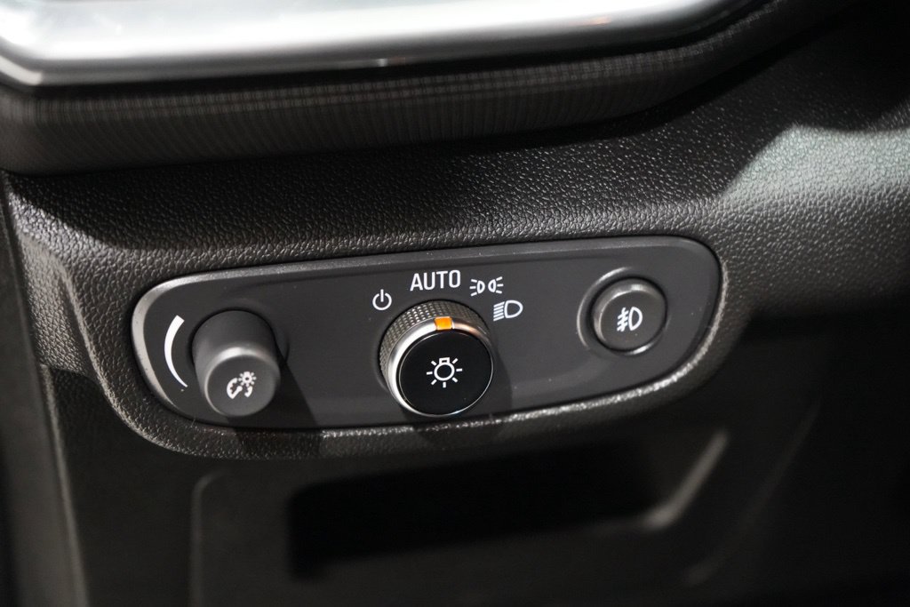 Used 2022 Chevrolet TrailBlazer LT w/ Convenience Package AWD/4WD image 23