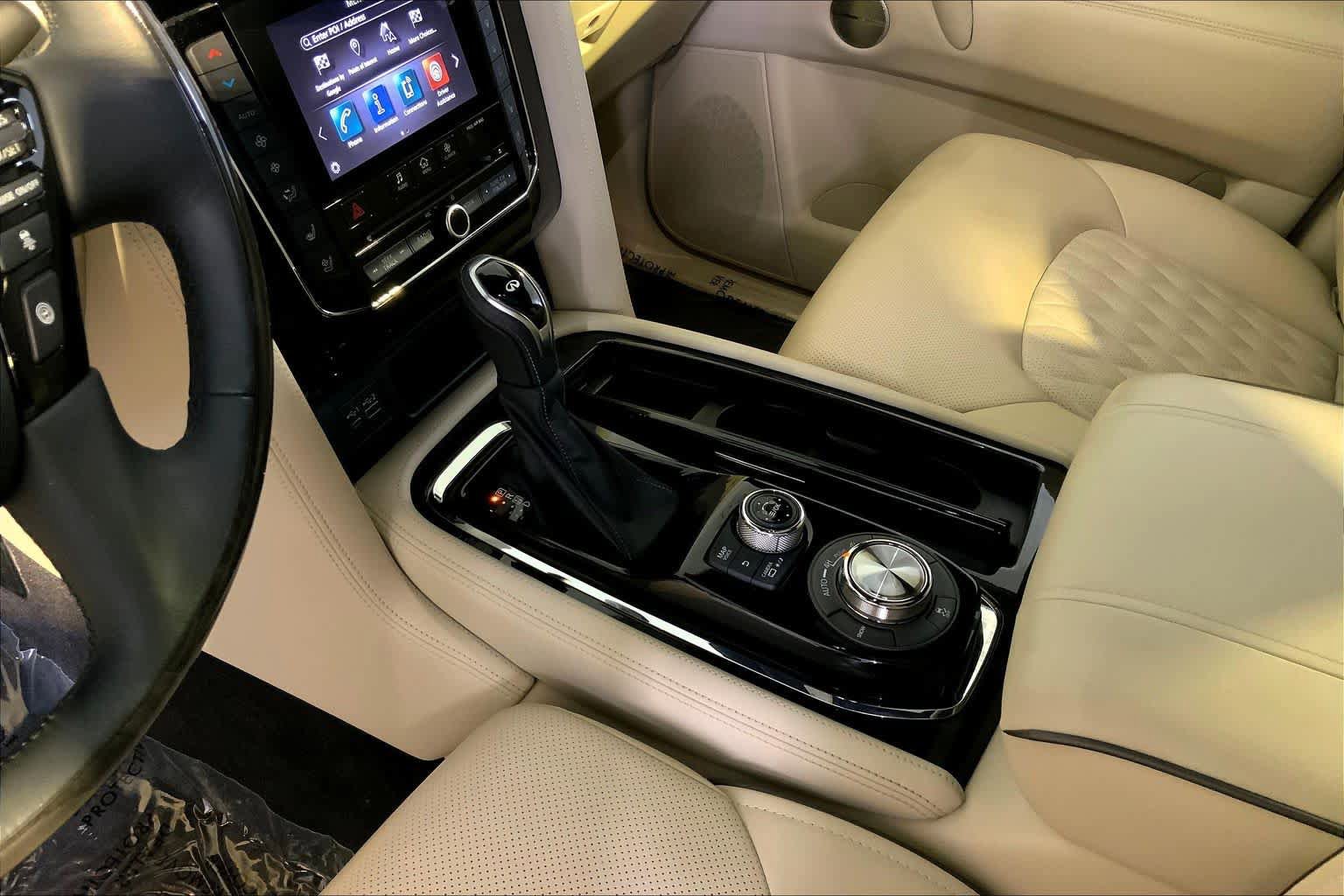 Used 2021 INFINITI QX80 Sensory w/ Cargo Package image 17