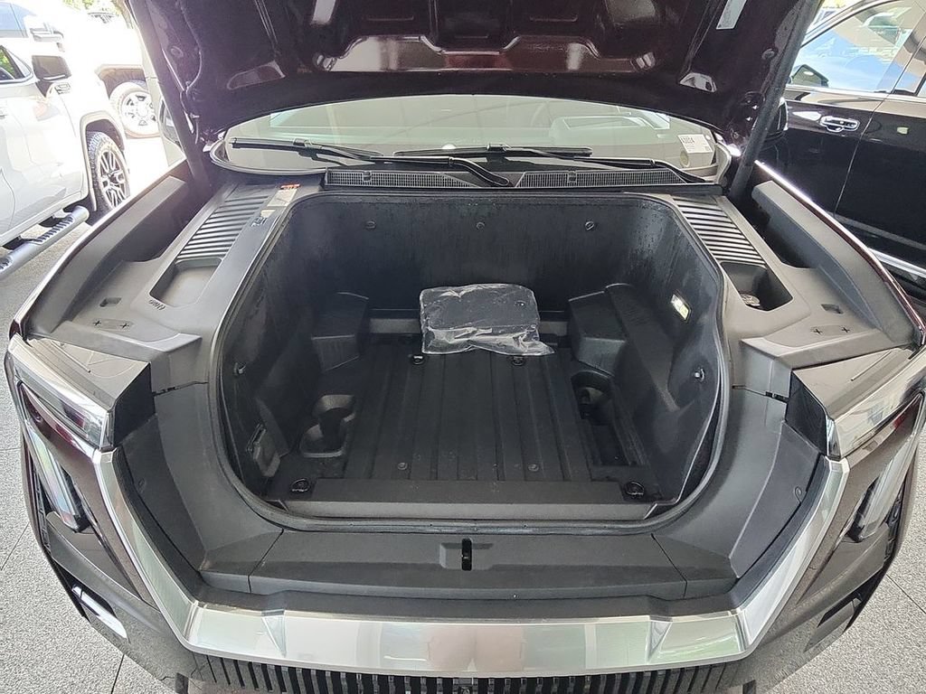 Certified 2025 GMC Sierra EV Denali AWD/4WD image 29
