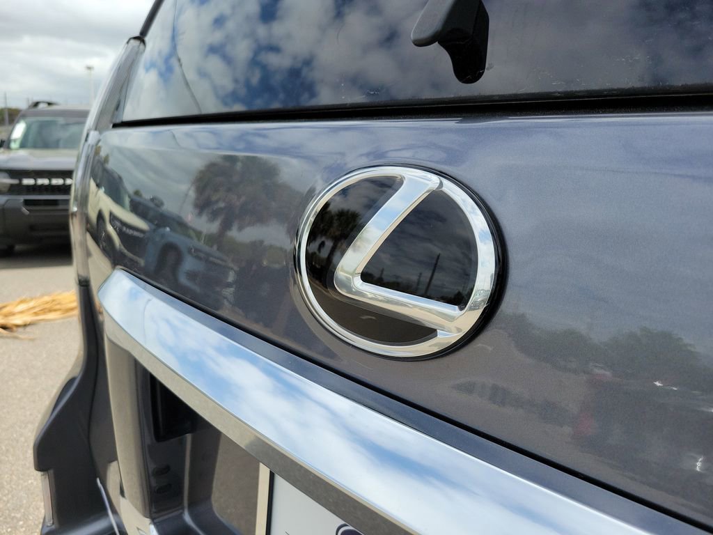 Used 2023 Lexus GX 460 Luxury w/ Accessory Package image 8