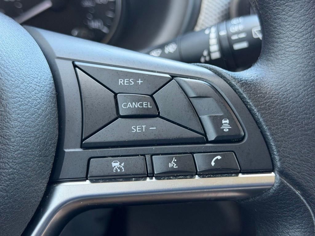 Used 2024 Nissan Kicks SV FWD image 18