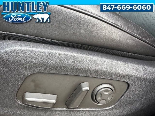 Used 2025 Kia Carnival SX w/ SX Dark Edition Package image 22