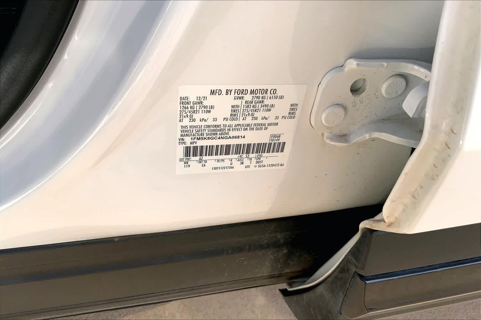 Used 2022 Ford Explorer ST w/ Equipment Group 401A AWD/4WD image 32