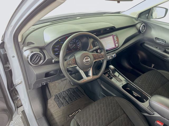 Used 2024 Nissan Kicks SV image 10