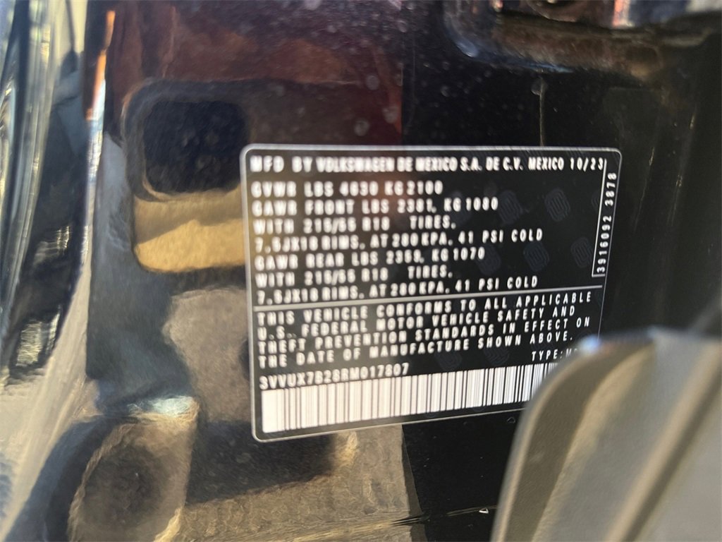 Used 2024 Volkswagen Taos SE image 24