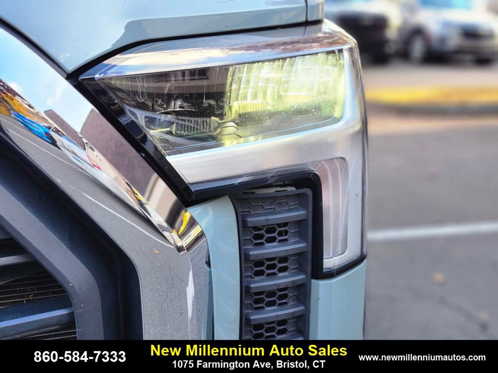 Used 2022 Toyota Tundra SR5 image 10