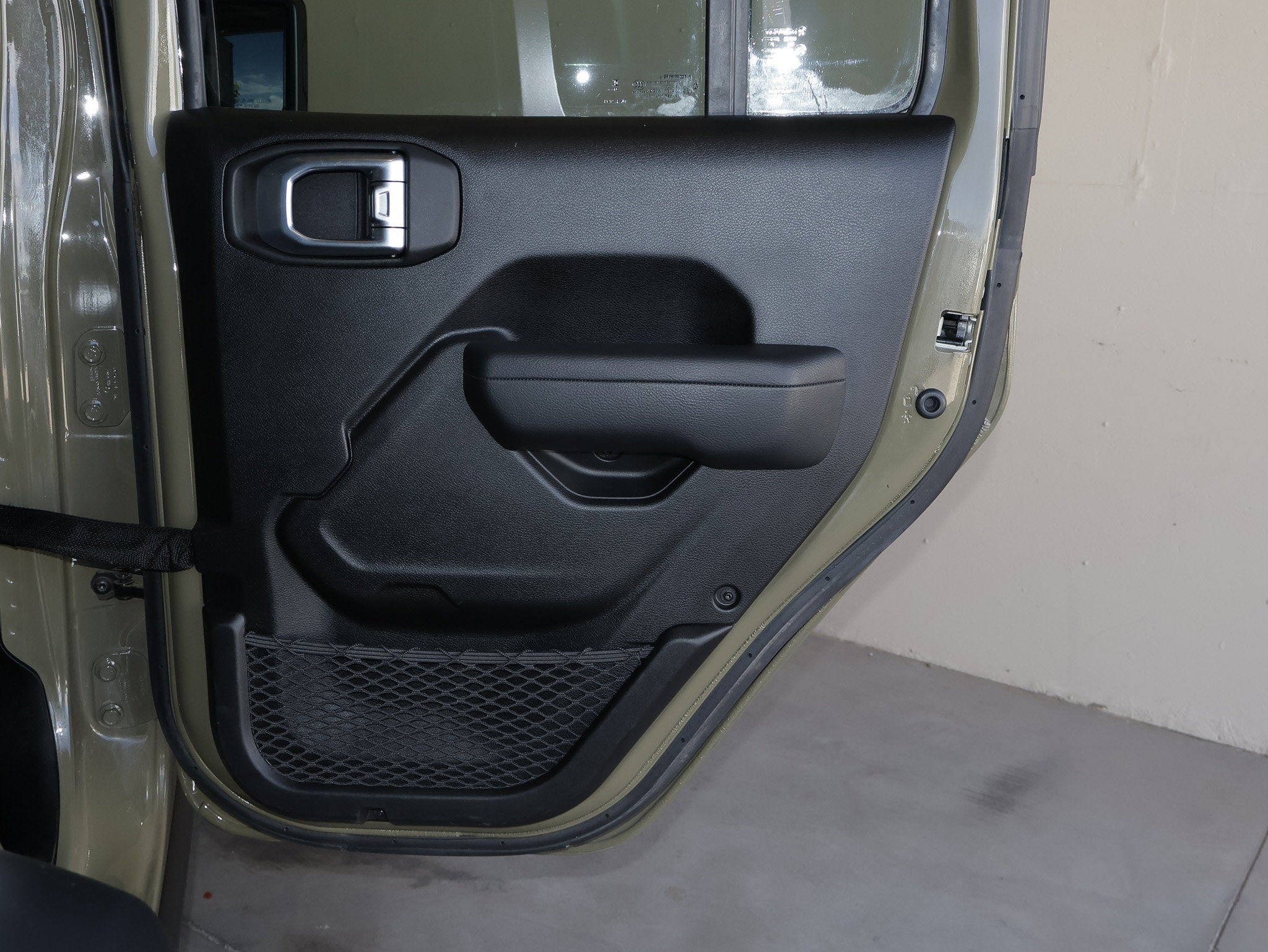 Used 2025 Jeep Wrangler Unlimited Sport AWD/4WD image 45