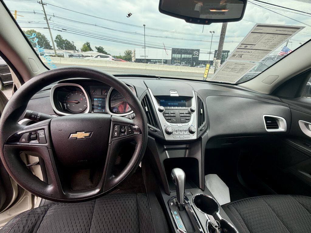 Used 2014 Chevrolet Equinox LS FWD image 13