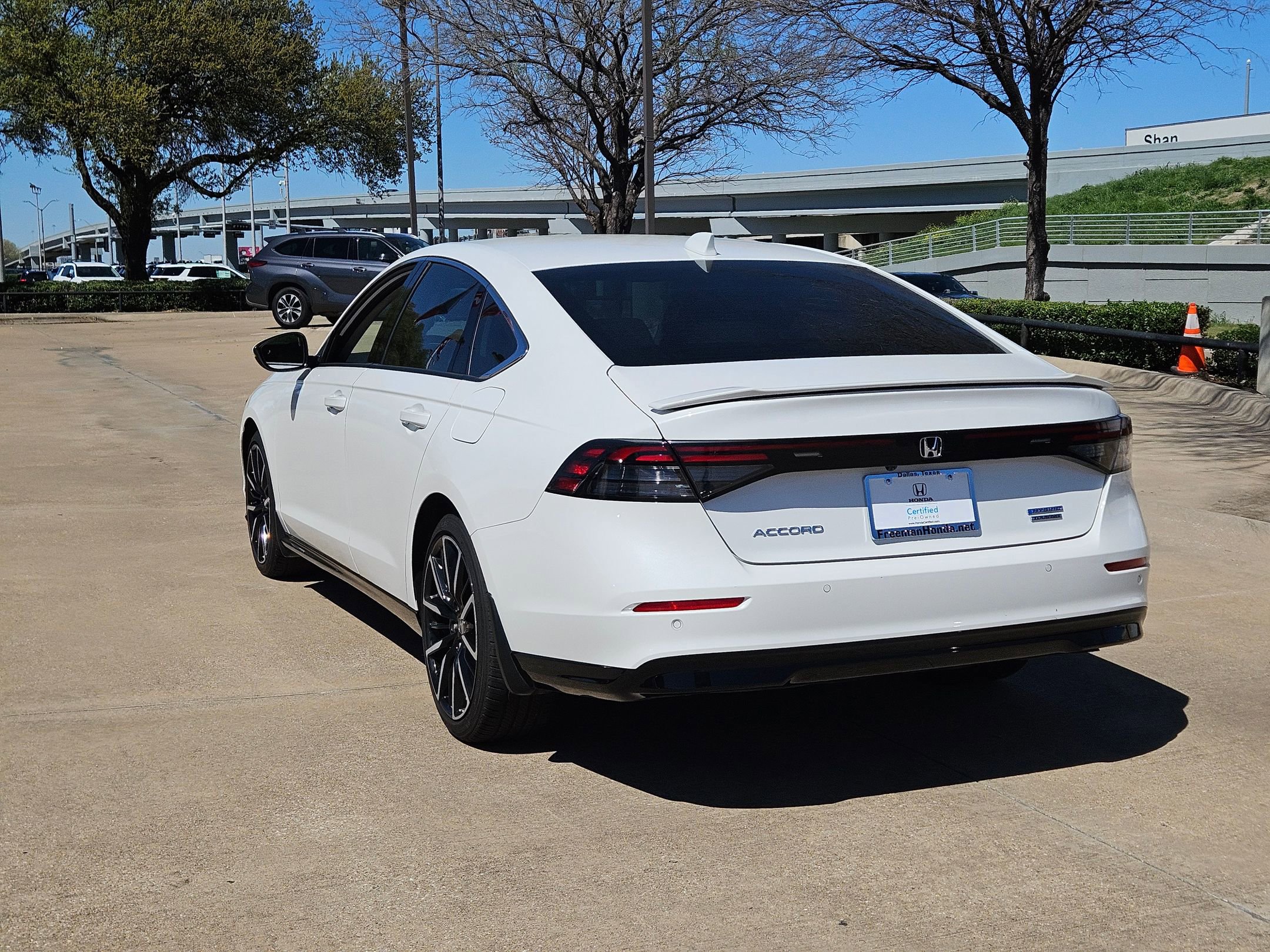 Certified 2024 Honda Accord Touring image 7