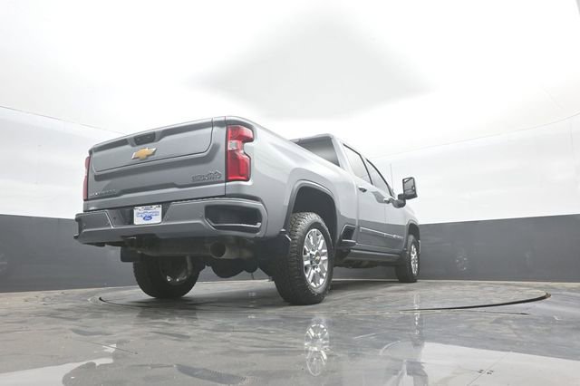 Used 2024 Chevrolet Silverado 2500 High Country w/ High Country Premium Package AWD/4WD image 42