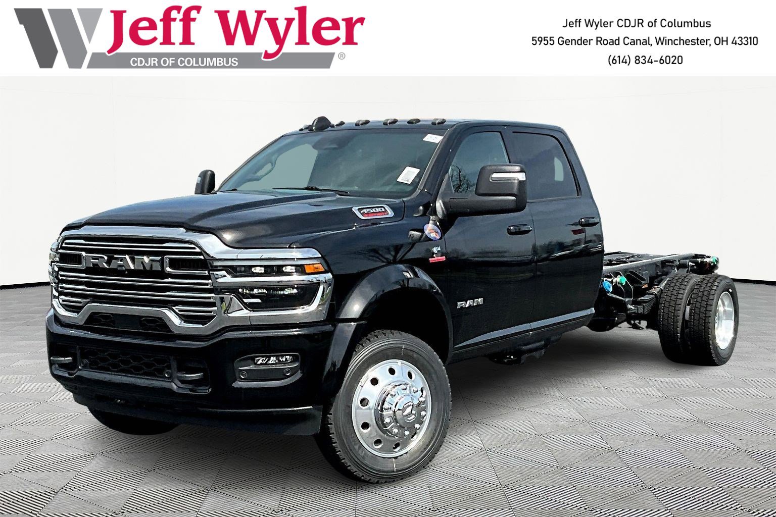 New 2026 RAM 4500 4x4 Crew Cab DRW image 1