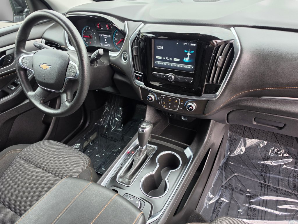 Used 2018 Chevrolet Traverse LS w/ LPO, Floor Liner Package AWD/4WD image 33