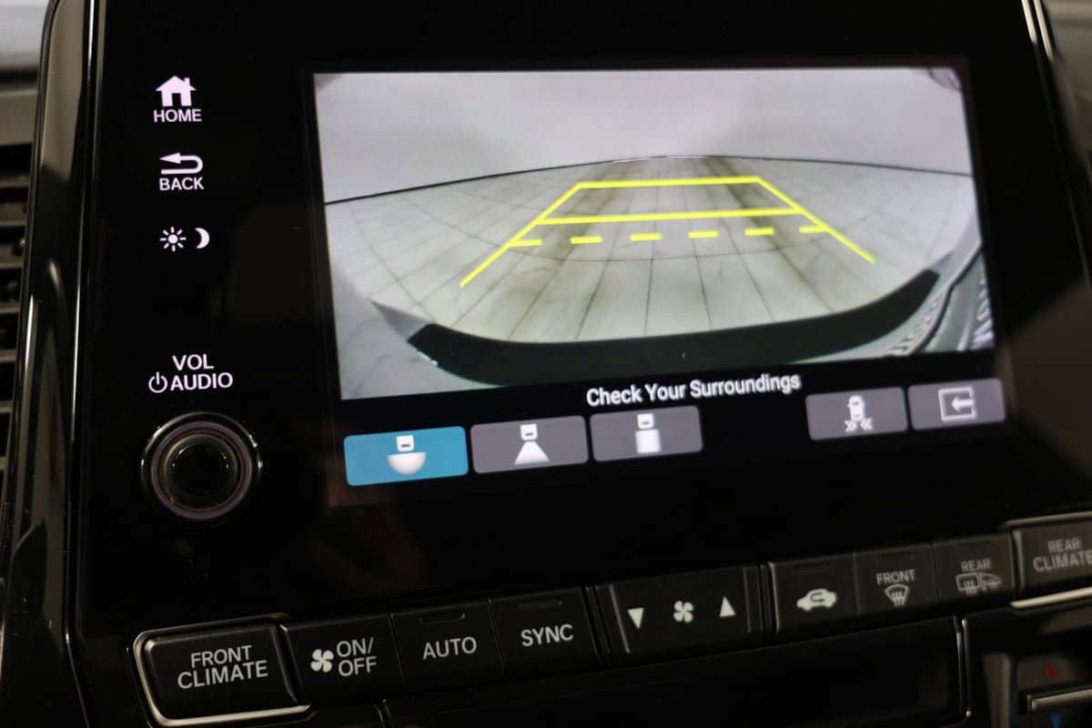Used 2023 Honda Odyssey Elite image 7