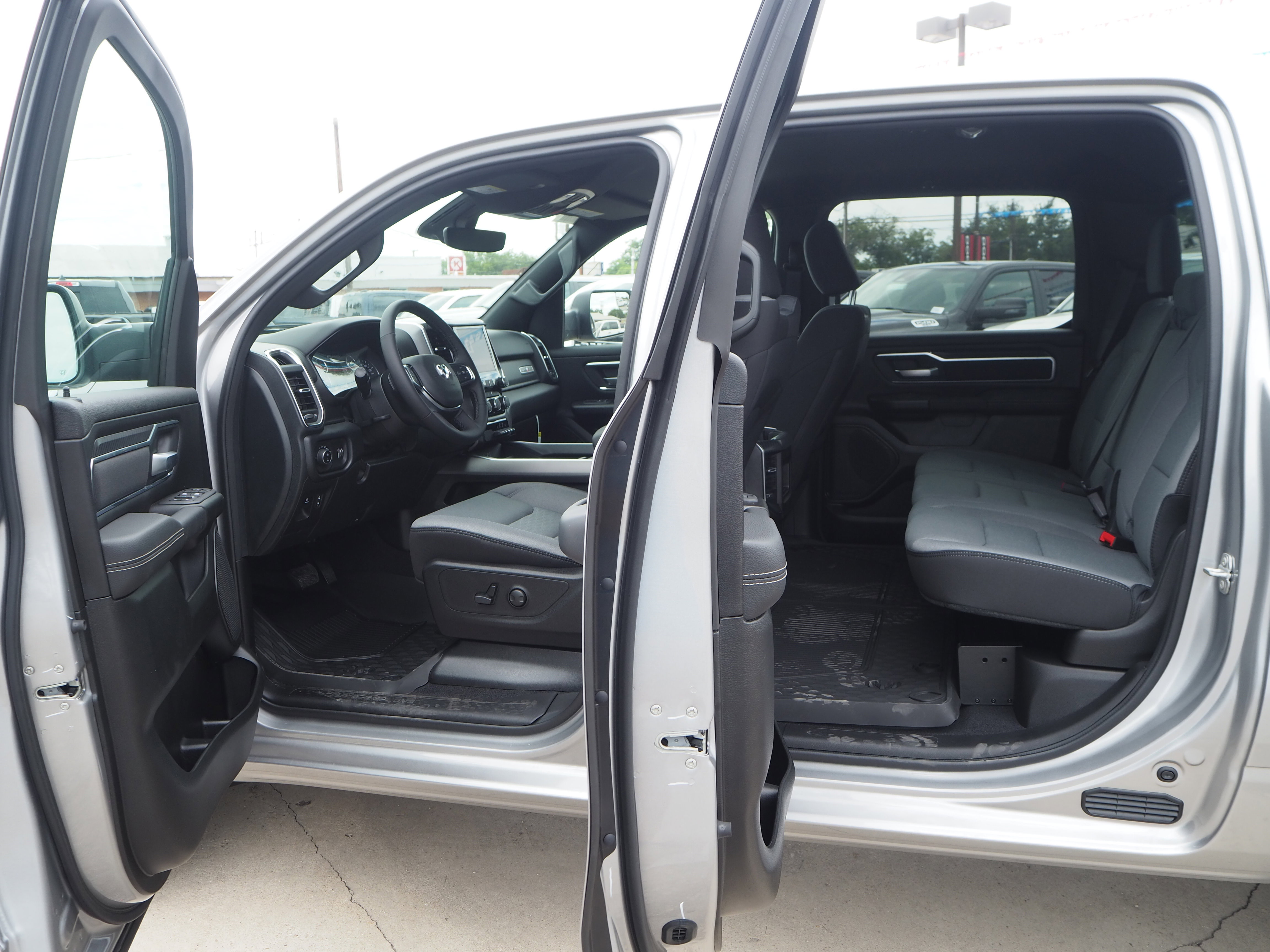 New 2025 RAM 1500 Lone Star image 10