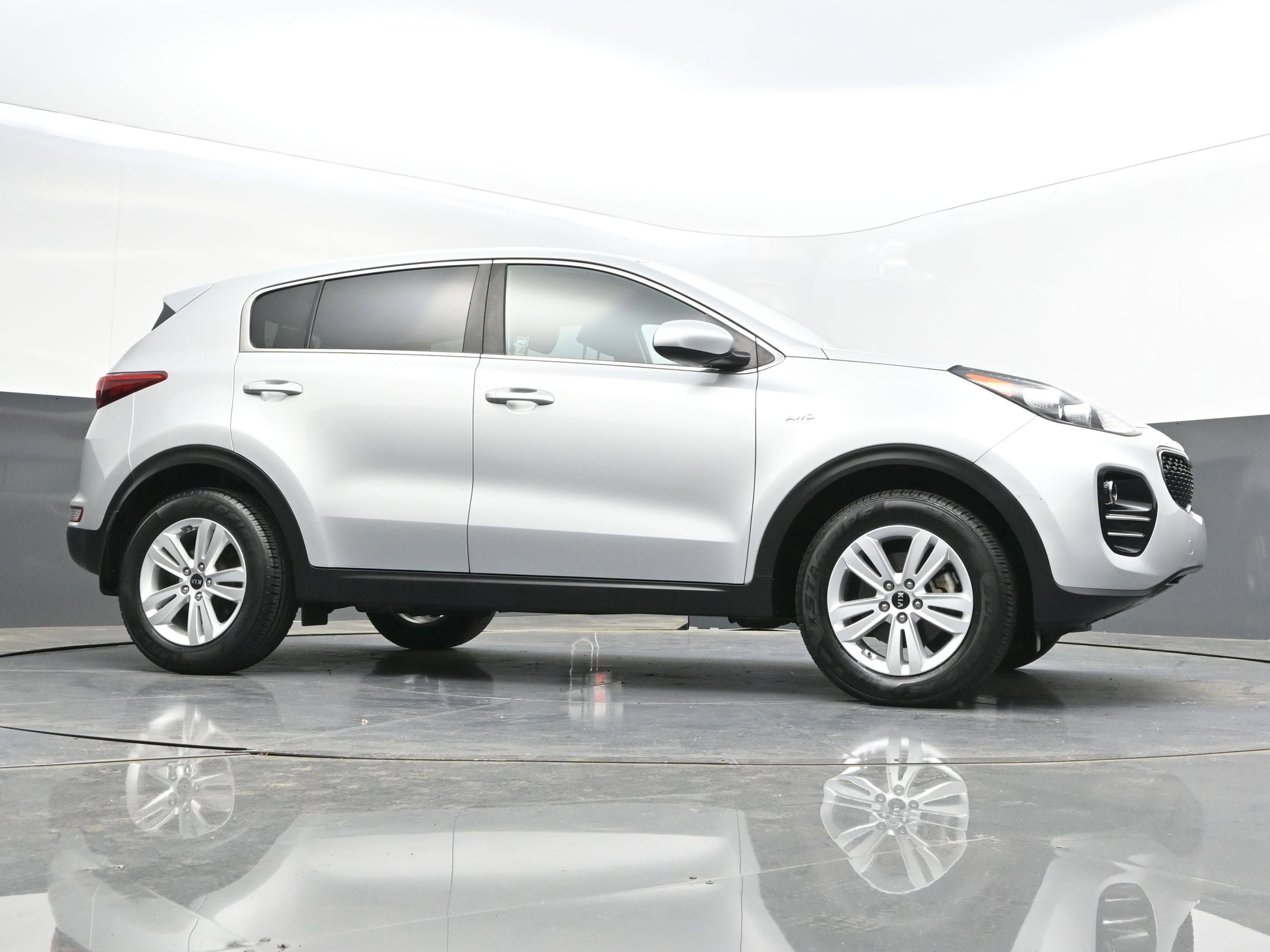 Used 2019 Kia Sportage LX AWD/4WD image 39