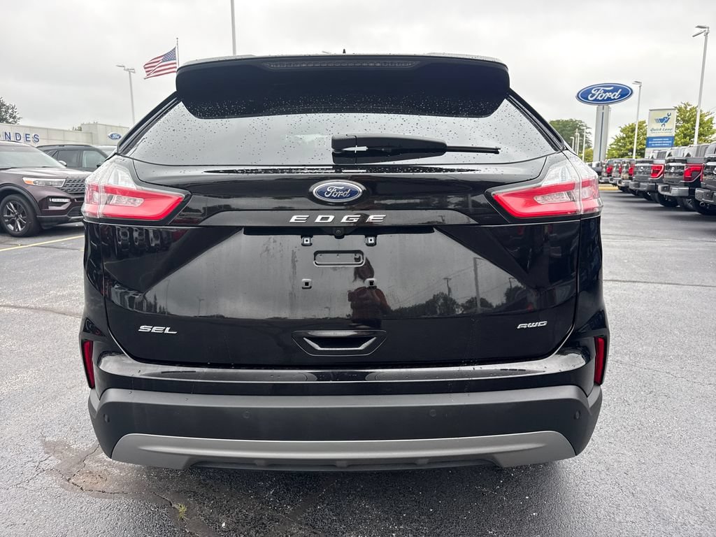 Used 2024 Ford Edge SEL w/ Convenience Package AWD/4WD image 9