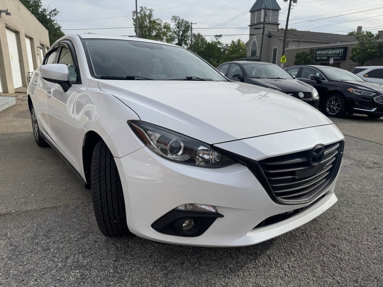 Used 2015 MAZDA MAZDA3 i Sport FWD image 9