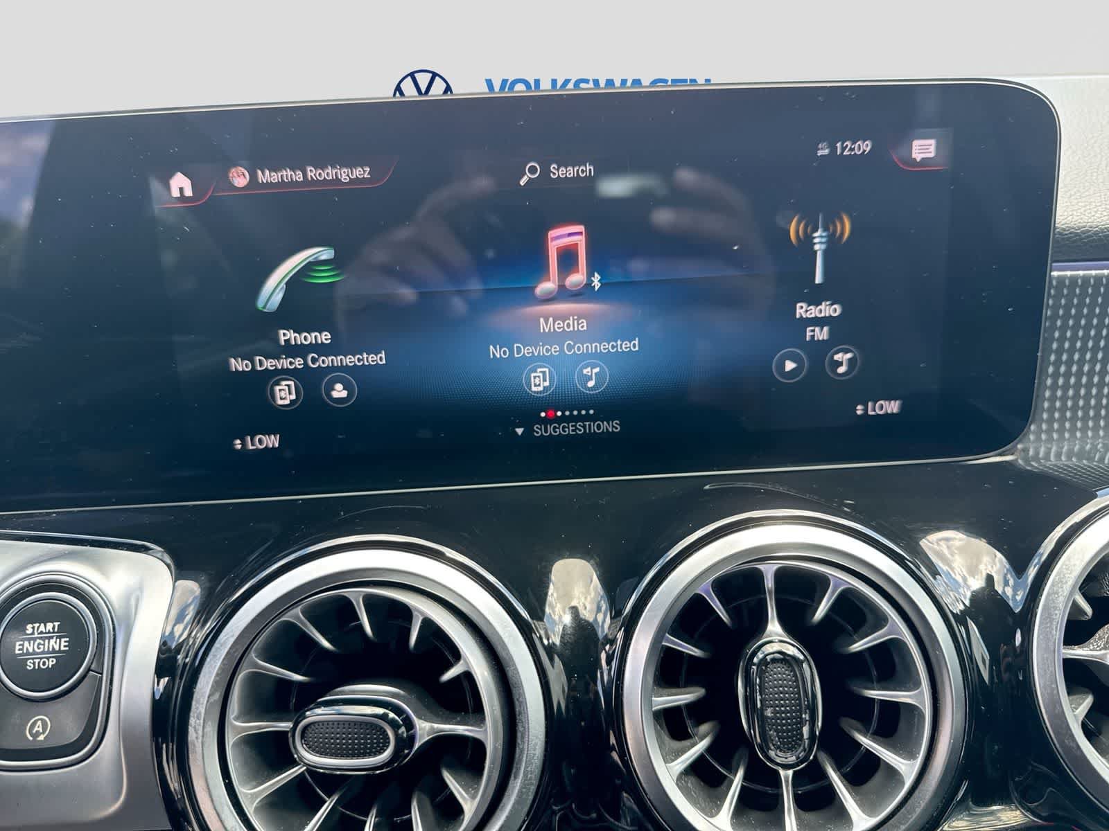 Used 2022 Mercedes-Benz GLB 250 image 32