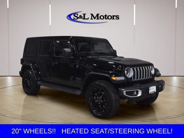 Used 2025 Jeep Wrangler Unlimited Sahara AWD/4WD image 1