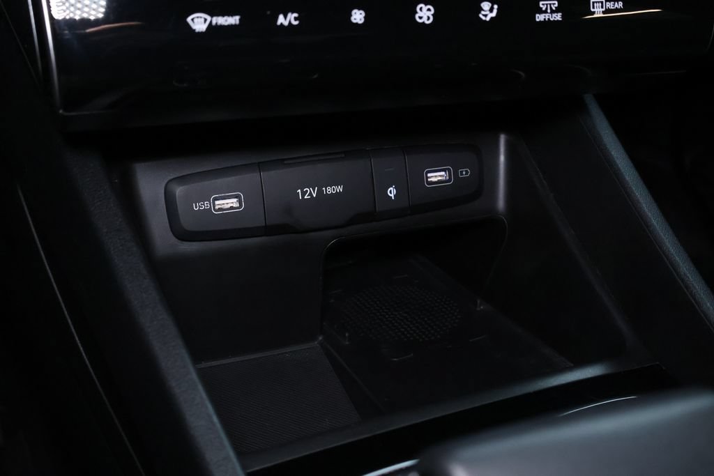 Used 2023 Hyundai Santa Cruz SEL Premium AWD/4WD image 33