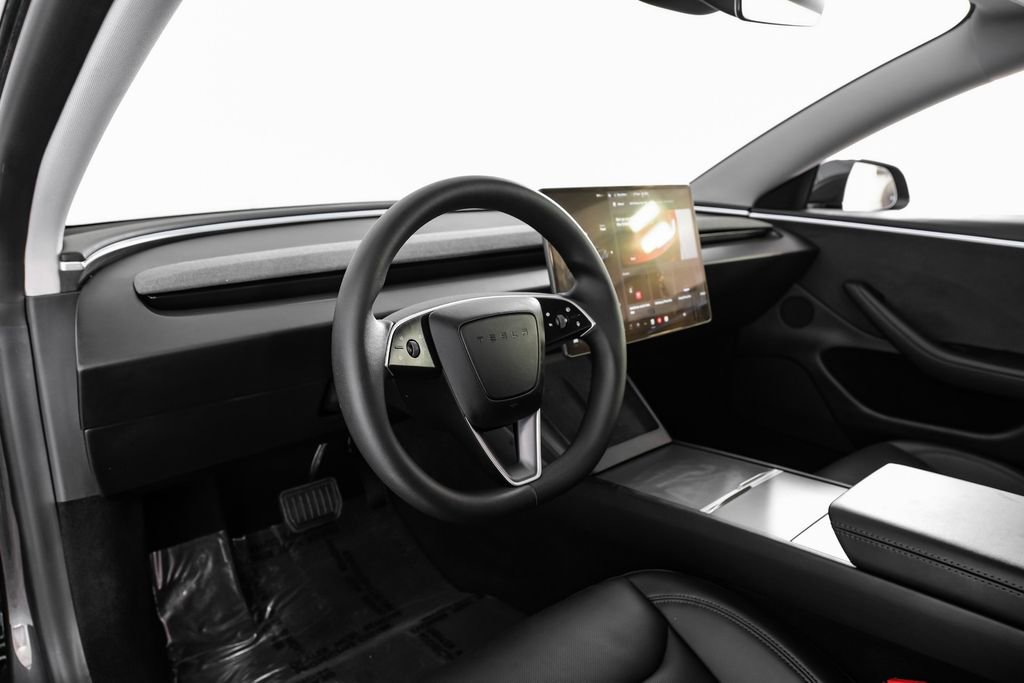 Used 2025 Tesla Model 3 Long Range image 4