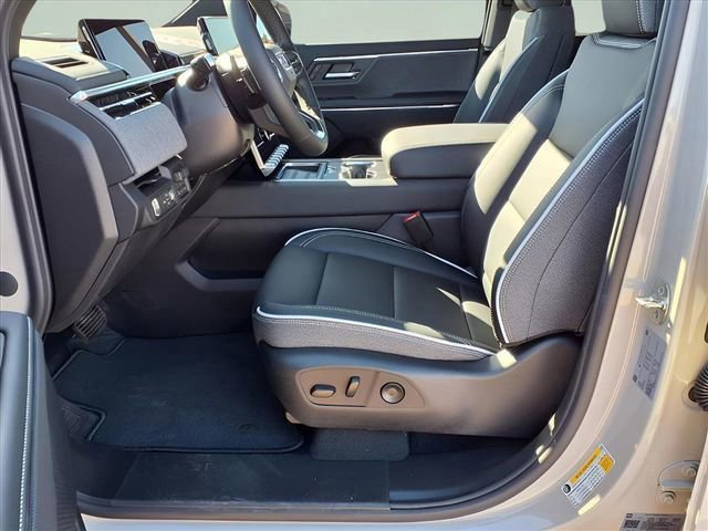 New 2026 GMC Sierra EV Elevation w/ LPO, Elevation Dark Package AWD/4WD image 25