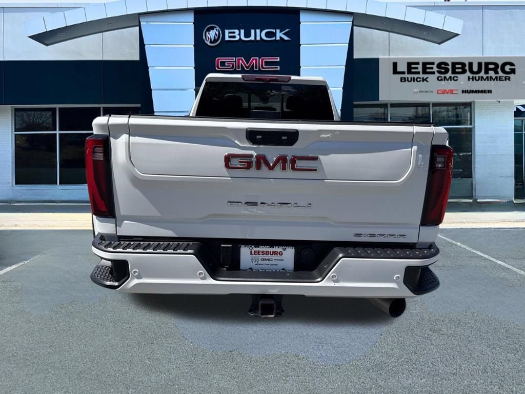 Used 2025 GMC Sierra 3500 Denali w/ Denali Reserve Package AWD/4WD image 6