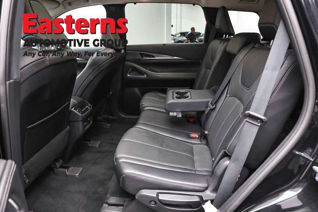 Used 2022 INFINITI QX60 Luxe w/ Vision Package AWD/4WD image 23