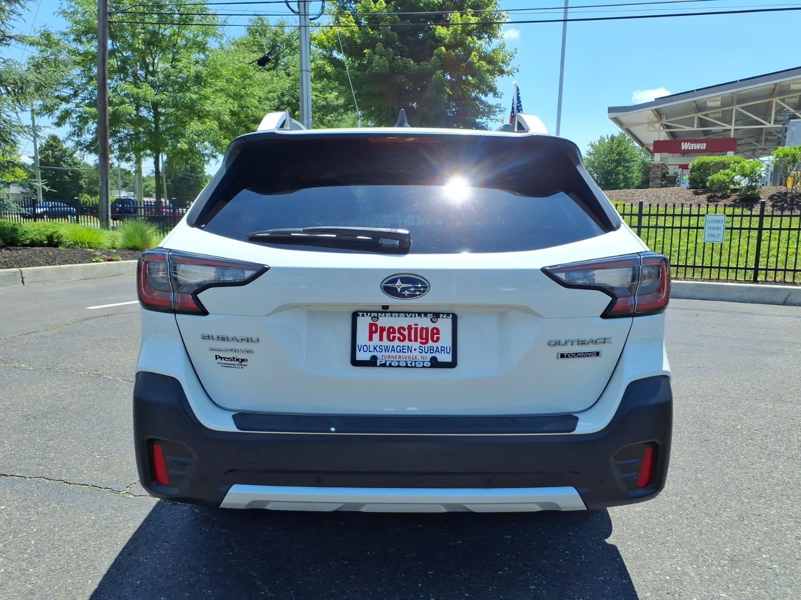 Certified 2022 Subaru Outback Premium AWD/4WD image 3