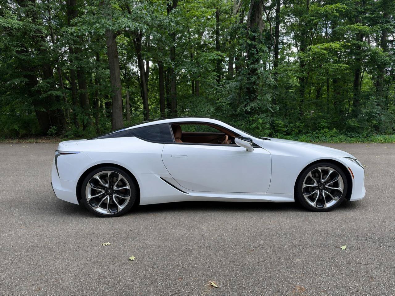 Used 2021 Lexus LC 500 Coupe w/ Performance Package RWD image 5