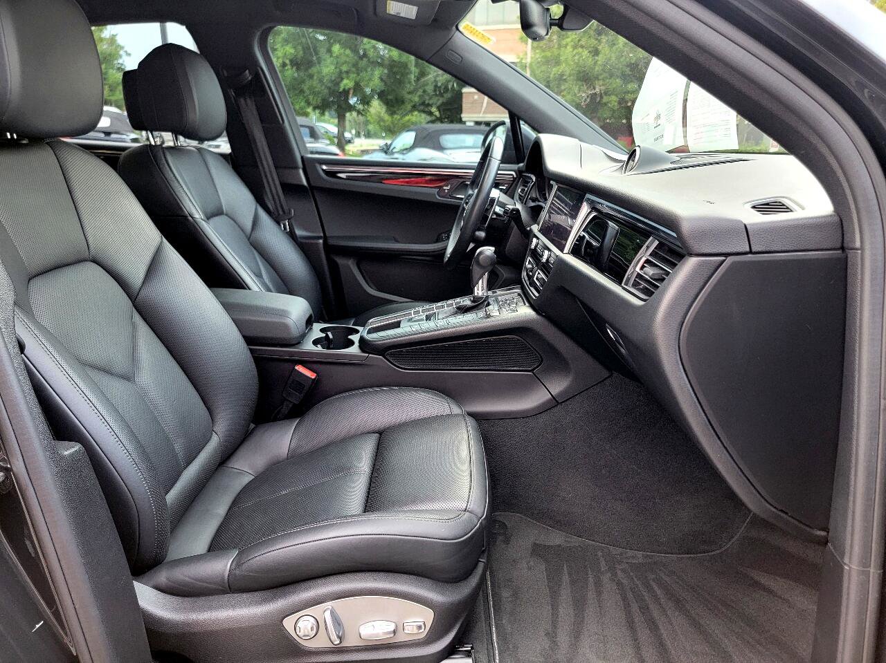 Used 2019 Porsche Macan S image 21