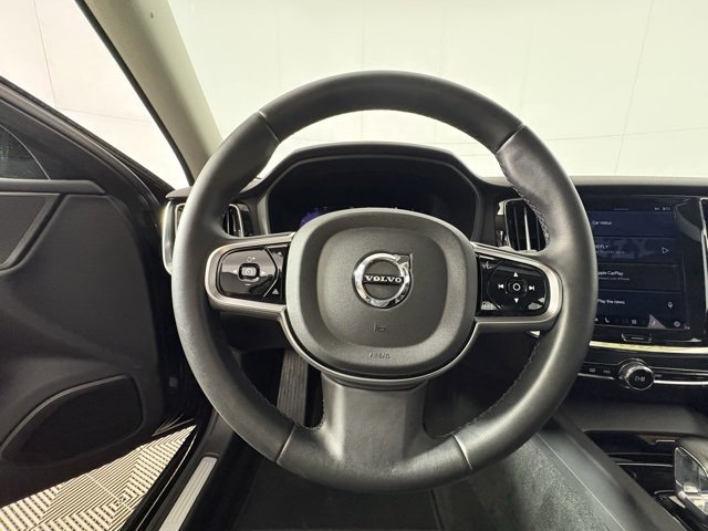 Used 2024 Volvo S60 B5 Plus image 8