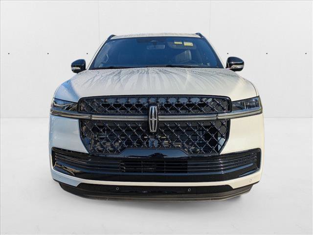 New 2025 Lincoln Navigator L Reserve w/ Jet Appearance Package image 6