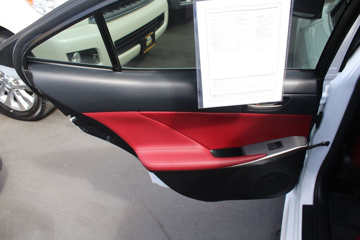 Used 2019 Lexus IS 300 F Sport w/ F Sport Package RWD image 23