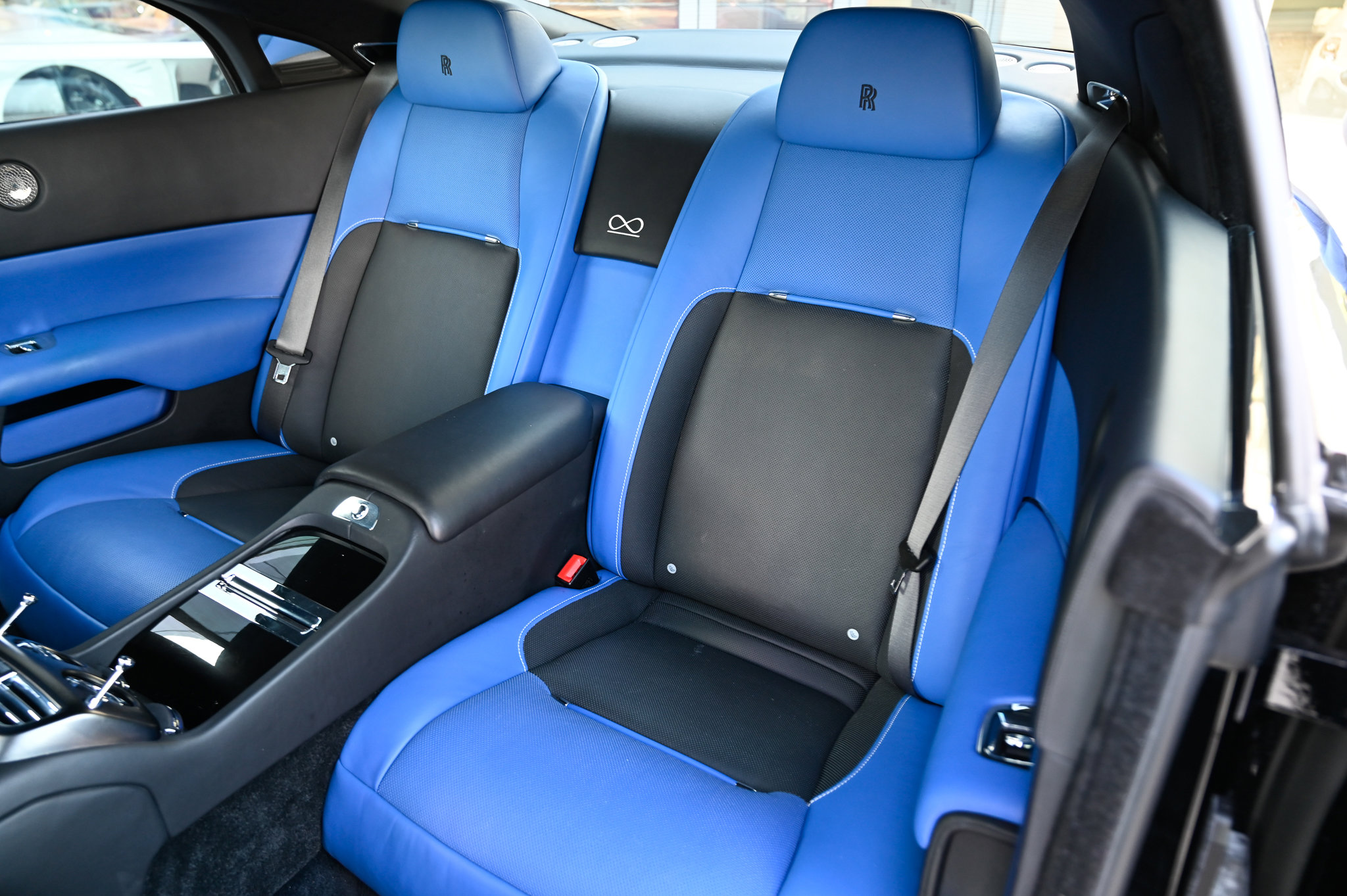 Used 2017 Rolls-Royce Wraith image 20