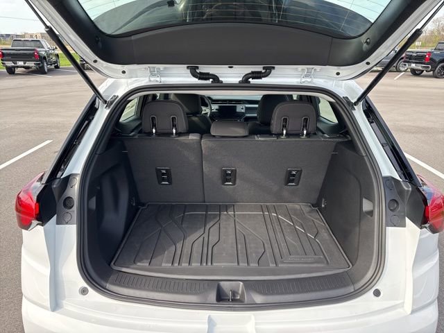 New 2027 Chevrolet Bolt LT image 37