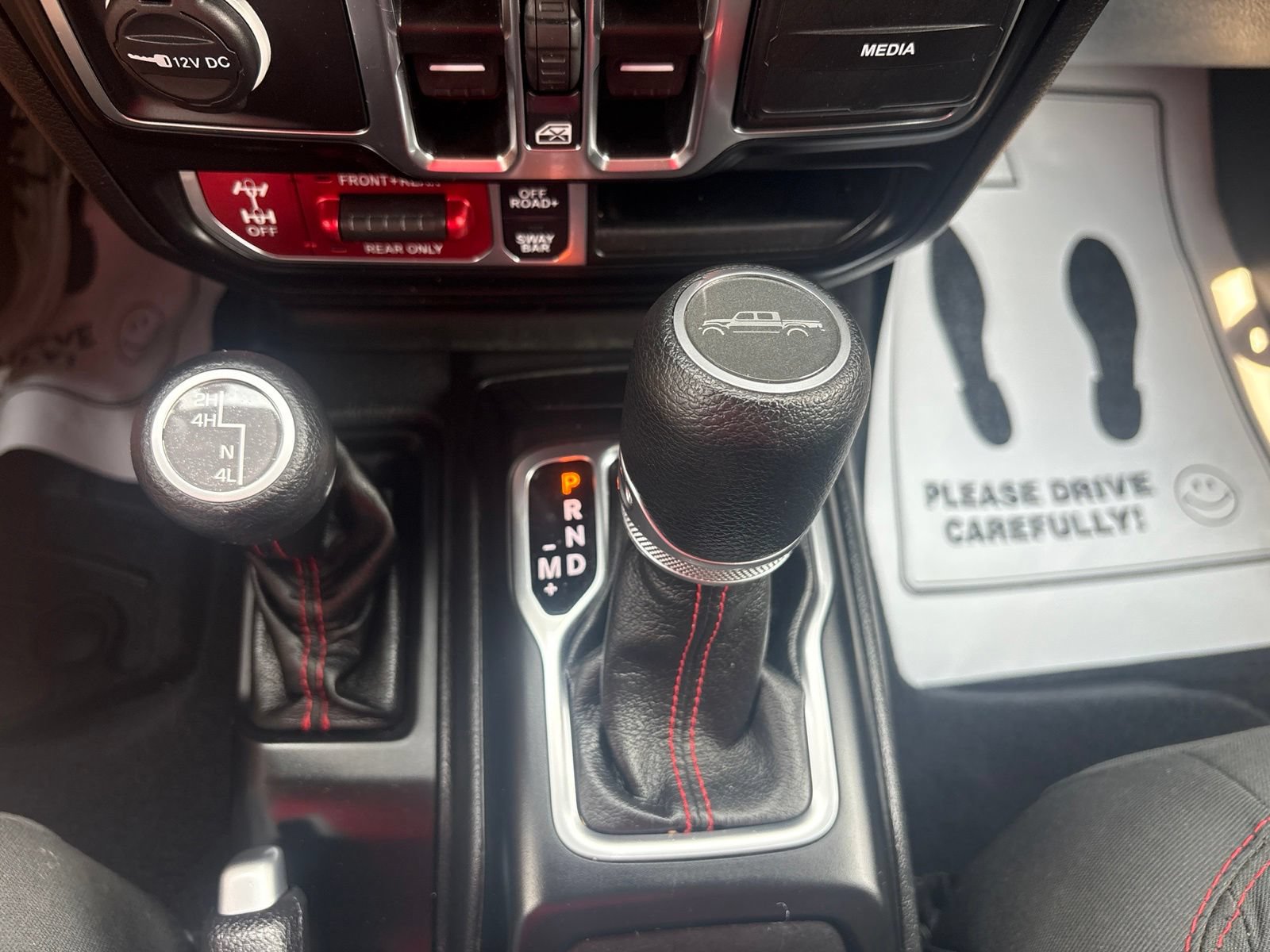 Used 2021 Jeep Gladiator Rubicon AWD/4WD image 27
